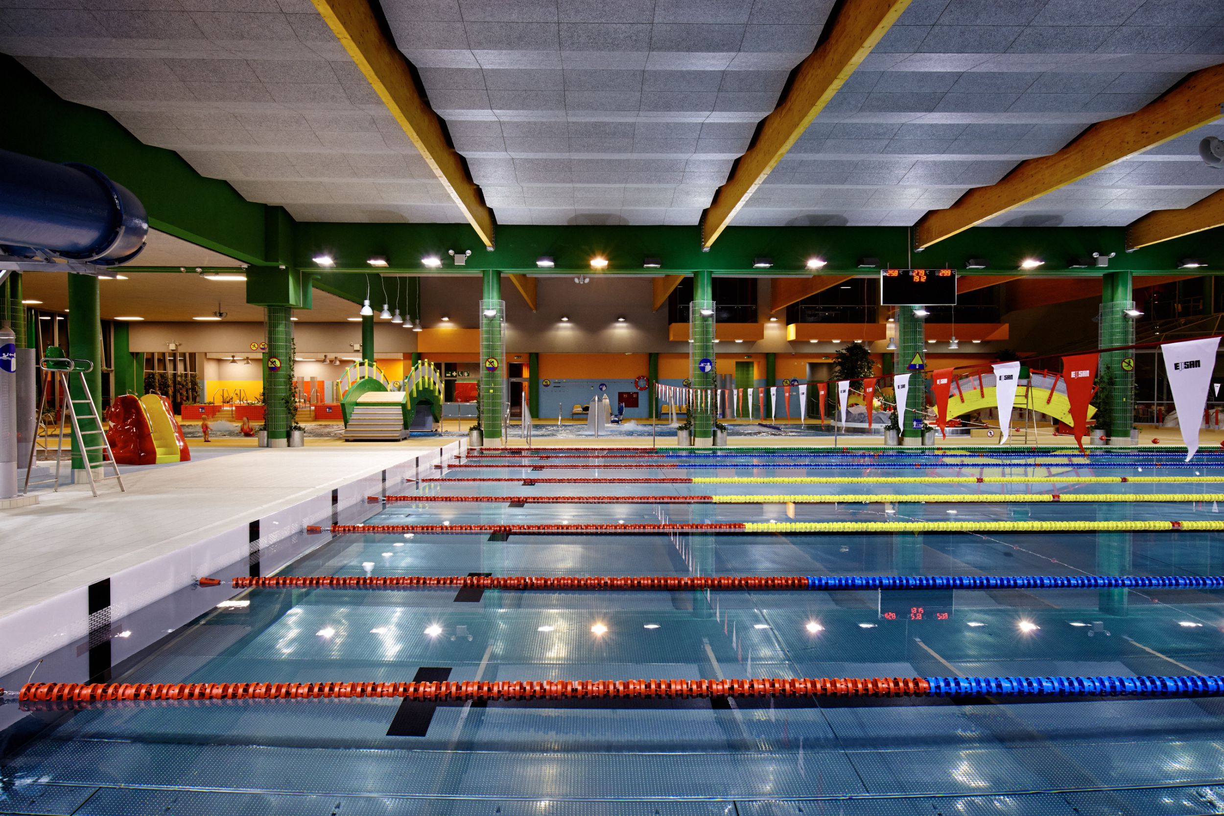 01_aqua_002.jpg